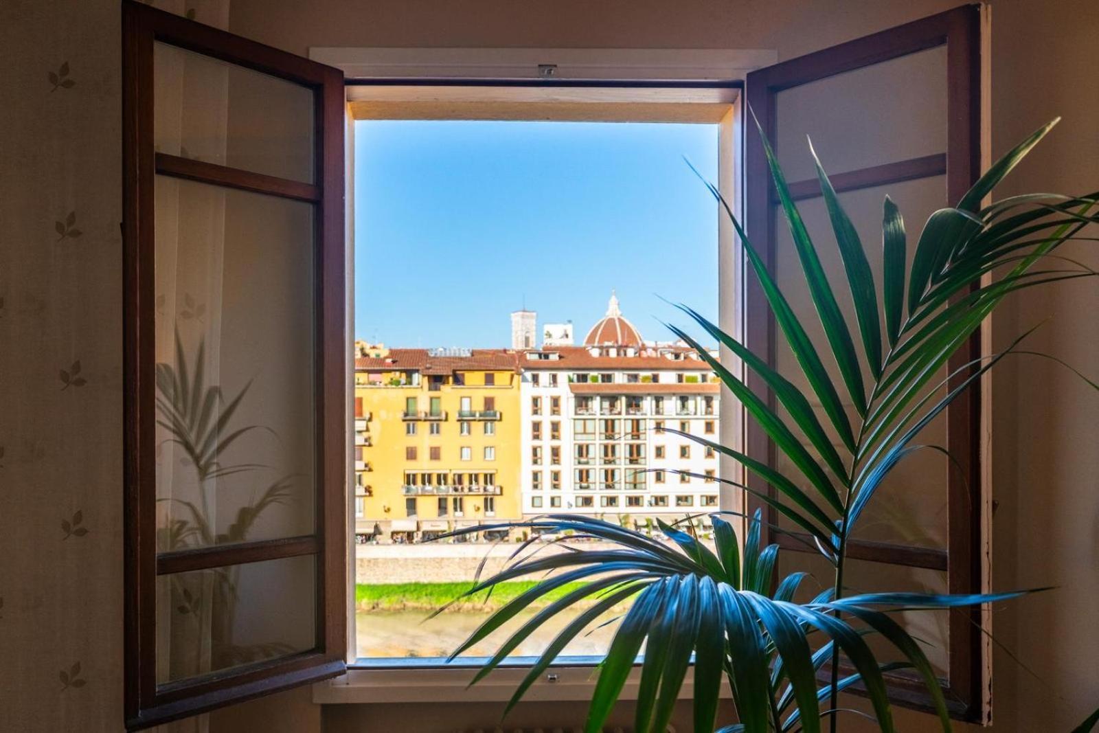 Ponte Vecchio View Luxury Apartment フィレンツェ エクステリア 写真